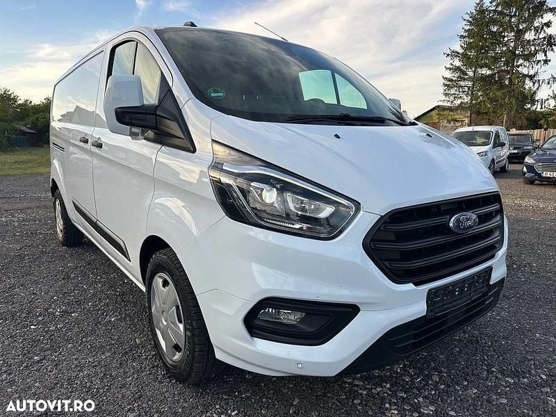 Second-hand Ford Transit Custom Trend 130 CP (95 kW) 2021 Culoarealb Monovolum
