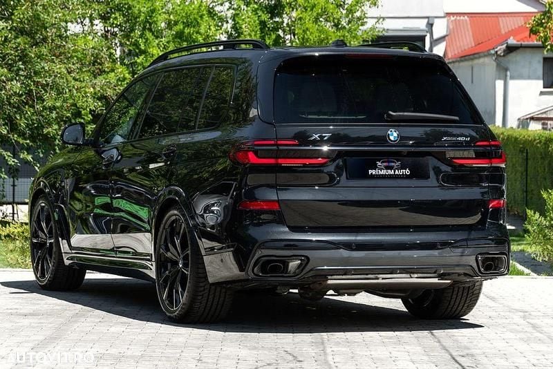 Second-hand BMW X7 M Sport 352 CP (258 kW) 2025 Culoarenegru SUV