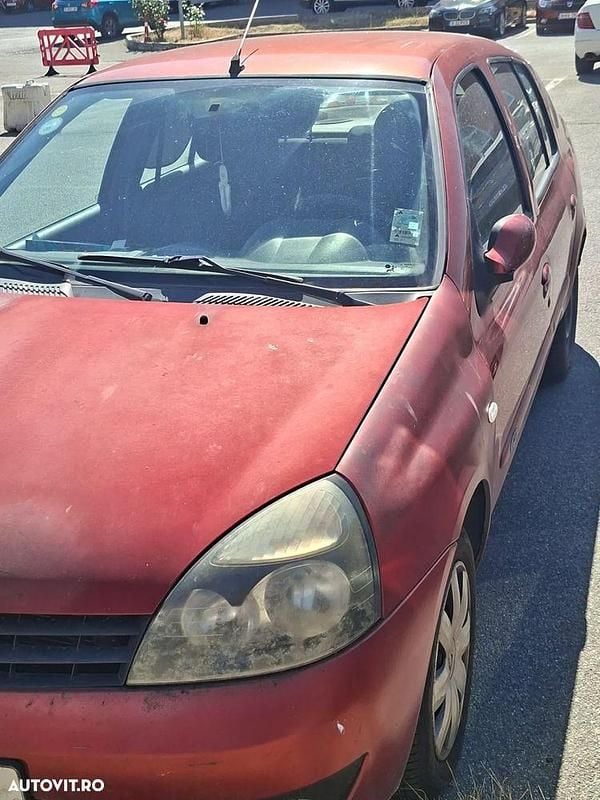 Second-hand Renault Clio II 65 CP (47 kW) 2006 Culoarerosu Berlinǎ