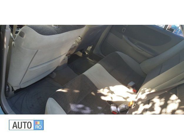 Second-hand Mazda 626 110 CP (80 kW) 2003 Verde Berlinǎ