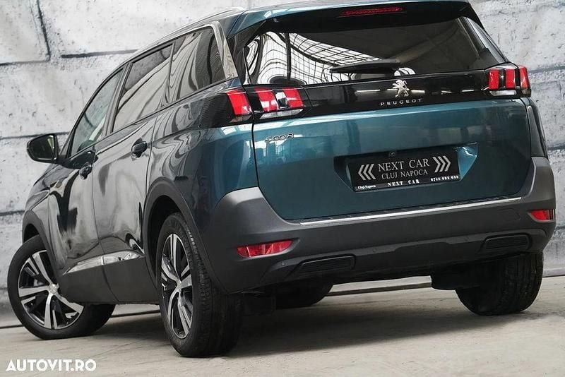 Second-hand Peugeot 5008 Allure 130 CP (95 kW) 2018 Culoarealbastru SUV