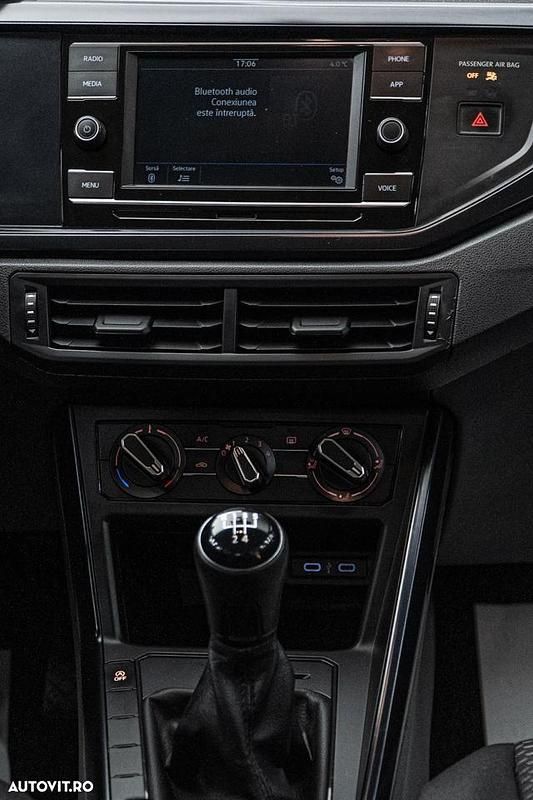 Second-hand VW Polo Comfortline 80 CP (58 kW) 2020 Culoarealb Hatchback