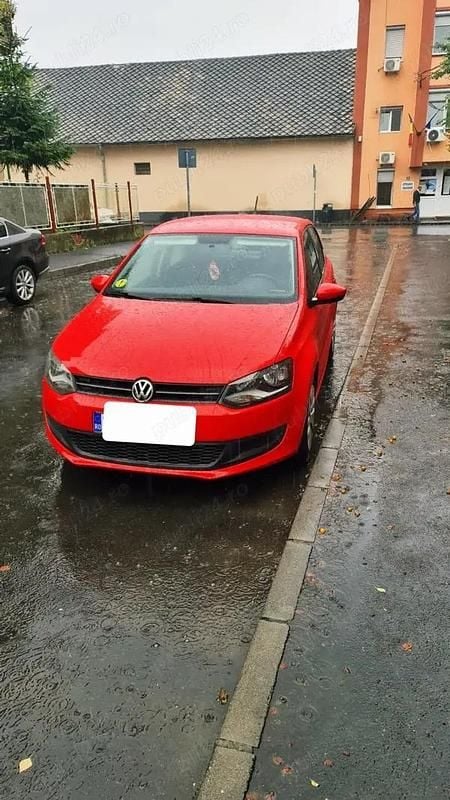 Second-hand 2010 VW Polo Hatchback | 3.950 EUR (Preț OK) - Imagine 1/4