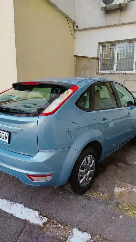 Albastru Utilizat 2009 Ford Focus Hatchback | 3.050 EUR (Preț OK) - Imagine 1/4