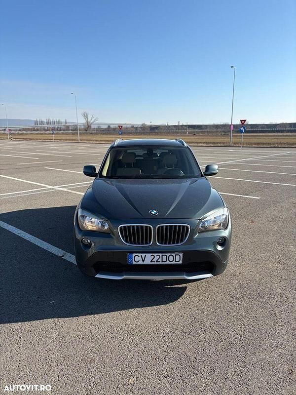 Second-hand BMW X1 204 CP (150 kW) 2010 Culoareverde SUV