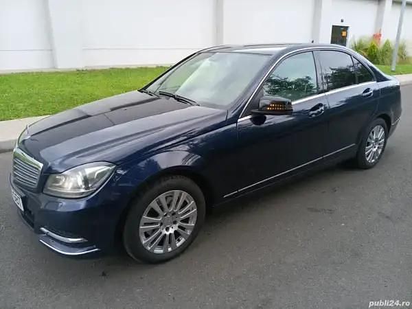 Second-hand Mercedes C220 170 CP (125 kW) 2014 Berlinǎ