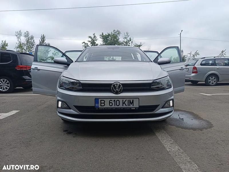 Culoareargint Utilizat 2021 VW Polo Berlinǎ | 10.999 EUR (Preț OK) - Imagine 1/4