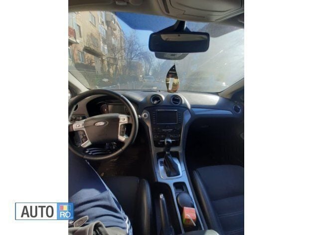 Second-hand Ford Mondeo 140 CP (102 kW) 2013 Alb Hatchback