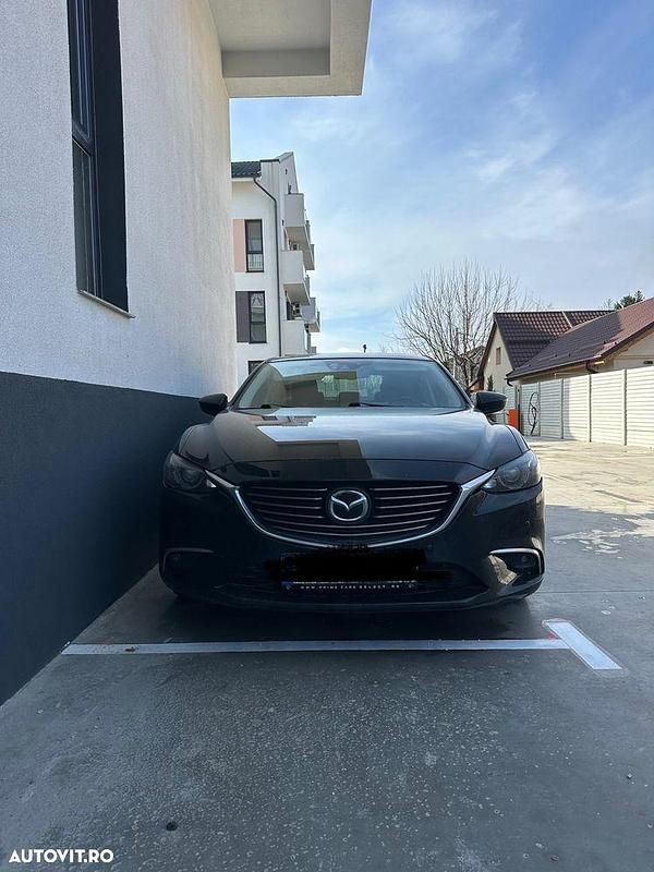 Second-hand Mazda 6 175 CP (128 kW) 2015 Culoarenegru Berlinǎ