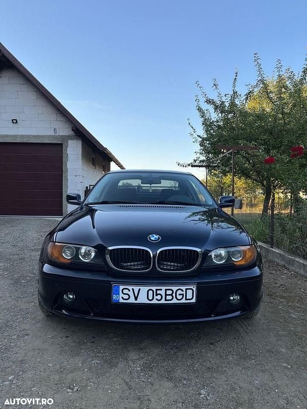 Second-hand BMW 318 Lifestyle 143 CP (105 kW) 2003 Culoarealbastru Coupe