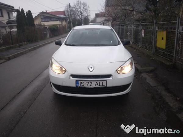 Second-hand Renault Fluence 60 CP (44 kW) 2012 Berlinǎ