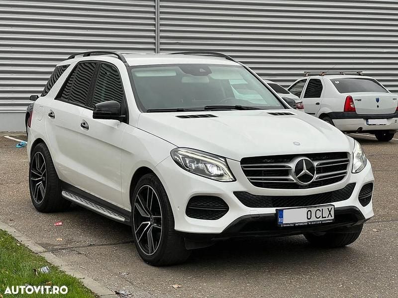 Culoarealb Utilizat 2016 Mercedes GLE250 SUV | 22.500 EUR (Preț OK) - Imagine 1/4
