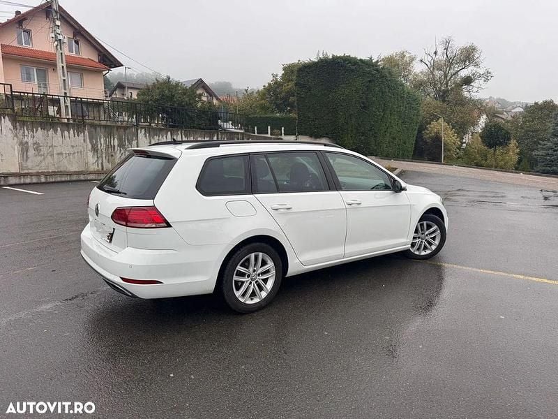 Second-hand VW Golf VII Comfortline 150 CP (110 kW) 2017 Culoarealb Break