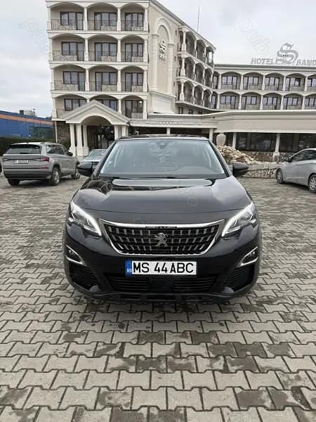 Negru Utilizat 2020 Peugeot 3008 SUV | 12.500 EUR (Super Preț) - Imagine 1/4