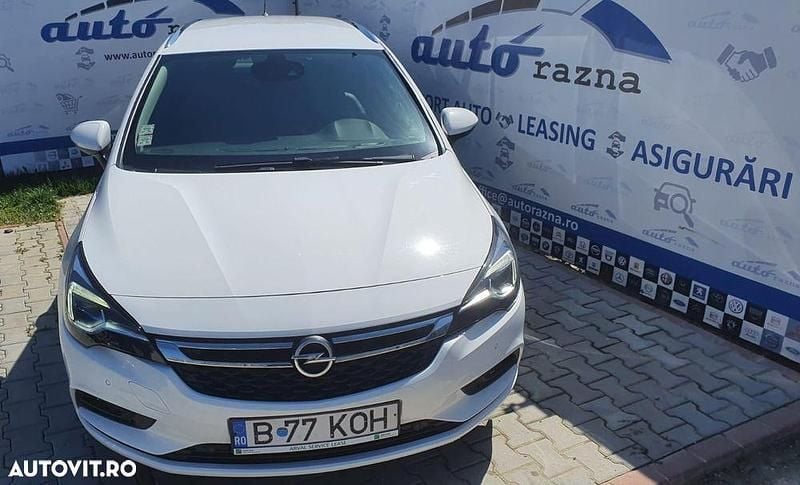 Second-hand Opel Astra Elegance 122 CP (89 kW) 2021 Culoarealb Break
