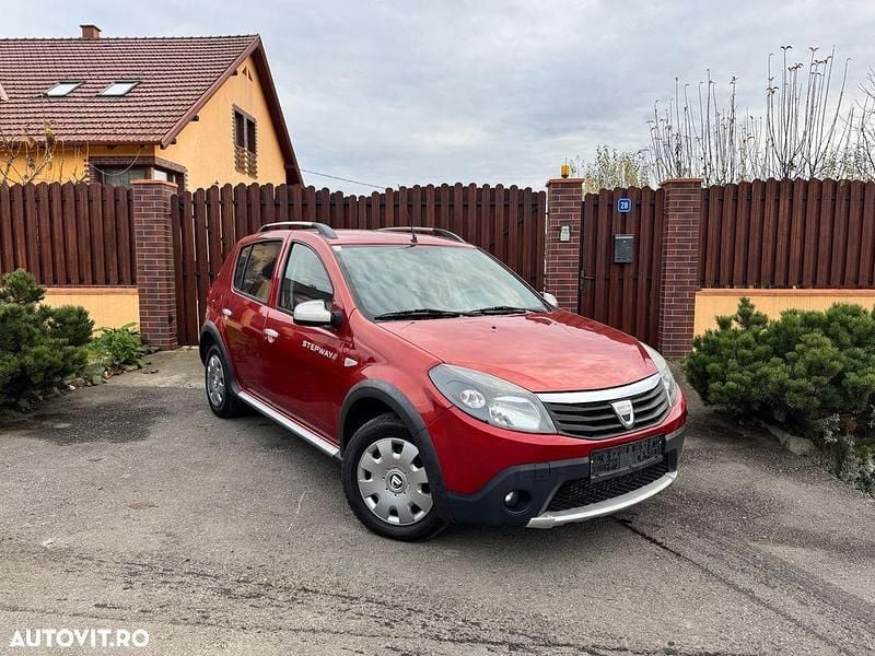 Second-hand Dacia Sandero Stepway 70 CP (51 kW) 2010 Culoarerosu Hatchback