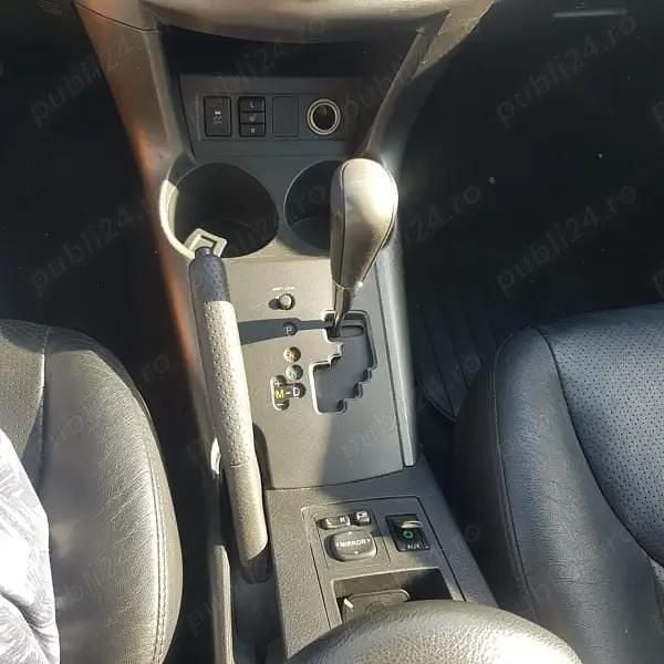 Second-hand Toyota RAV4 177 CP (130 kW) 2012 SUV