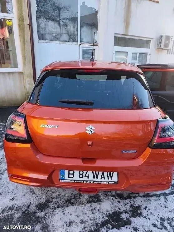 Culoarealte culori Utilizat 2024 Suzuki Swift Hatchback | 13.400 EUR (Super Preț) - Imagine 1/4