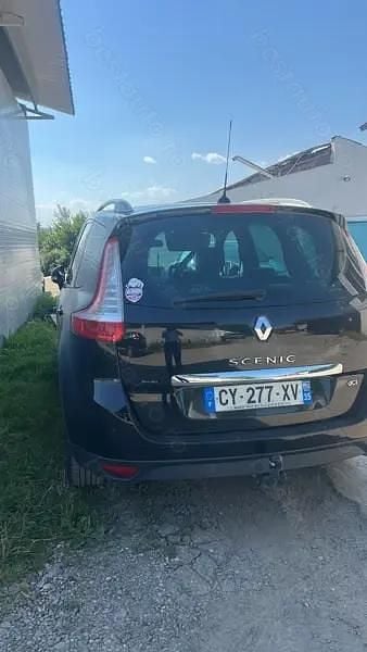 Utilizat 2013 Renault Grand Scénic III Monovolum | 5.500 EUR - Imagine 1/4
