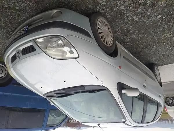 Utilizat 2001 Renault Scénic Monovolum | 900 EUR - Imagine 1/4