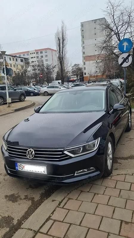 Second-hand VW Passat Comfortline 120 CP (88 kW) 2015 Negru Berlinǎ