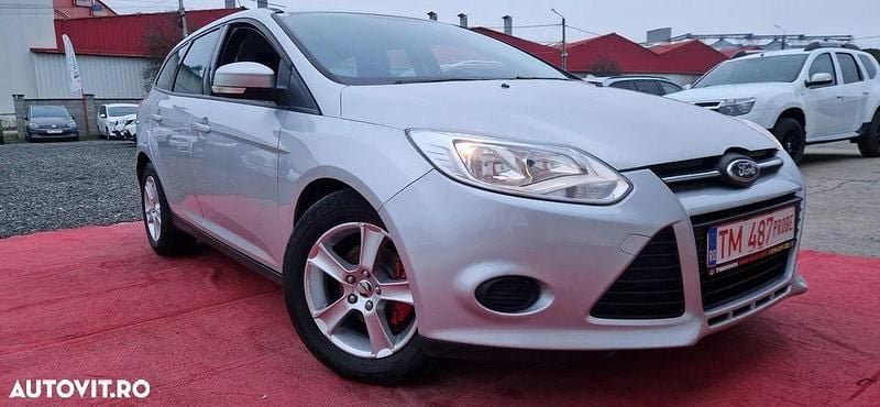 Culoareargint Utilizat 2013 Ford Focus Trend Break | 5.750 EUR (Puțin scump) - Imagine 1/4