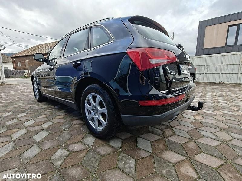 Culoarenegru Utilizat 2016 Audi Q5 SUV | 13.700 EUR (Preț bun) - Imagine 1/4