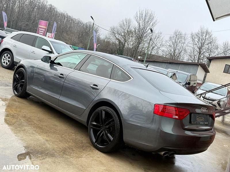 Second-hand Audi A5 Sport 150 CP (110 kW) 2014 Culoaregri Coupe