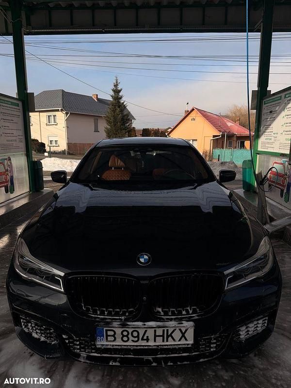 Second-hand BMW 750L 450 CP (330 kW) 2017 Culoarenegru Berlinǎ
