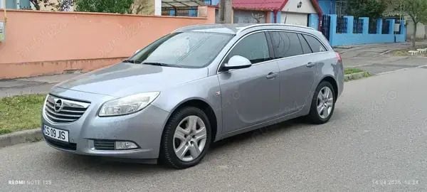 Utilizat 2010 Opel Insignia Break | 2.750 EUR (Preț bun) - Imagine 1/4