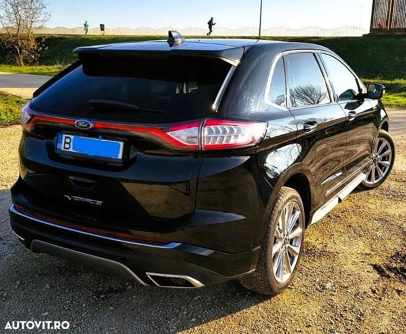 Second-hand Ford Edge Vignale 210 CP (154 kW) 2018 Culoarenegru SUV