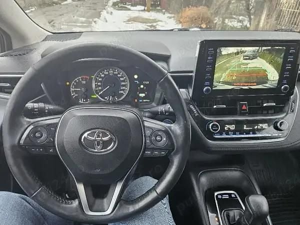 Second-hand Toyota Corolla Hybrid 72 CP (52 kW) 2021 Berlinǎ