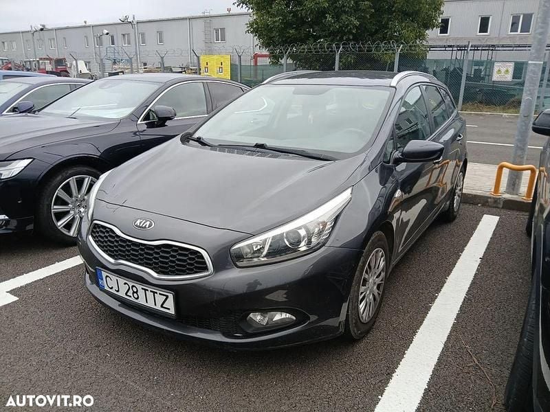 Culoaregri Utilizat 2013 Kia Ceed Edition 7 Break | 5.600 EUR (Preț OK) - Imagine 1/4