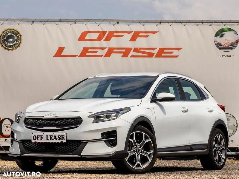 Culoarealb Utilizat 2021 Kia XCeed Spirit SUV | 20.499 EUR (Preț OK) - Imagine 1/4