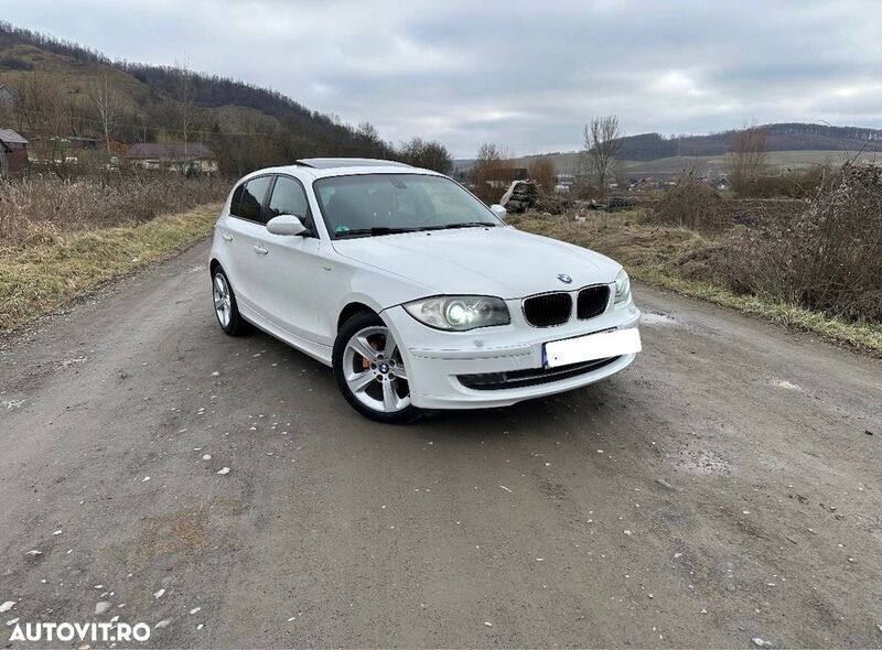 Alb Utilizat 2008 BMW 118 Hatchback | 4.150 EUR (Preț OK) - Imagine 1/4