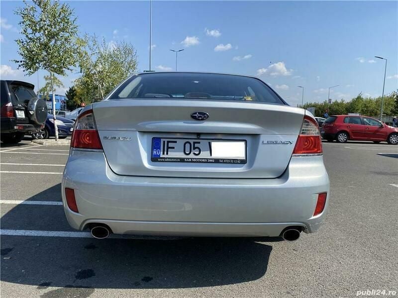 Second-hand Subaru Legacy 165 CP (121 kW) 2007 Argintiu Berlinǎ