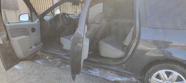 Utilizat 2008 Dacia Logan MCV Monovolum | 2.300 EUR (Preț OK) - Imagine 1/4