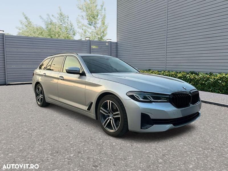 Second-hand BMW 530e Luxury Line 292 CP (214 kW) 2021 Gri Berlinǎ