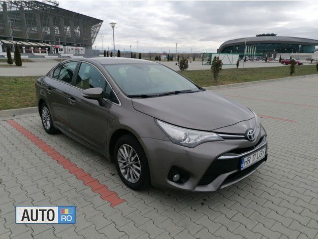 Maro Utilizat 2018 Toyota Avensis Berlinǎ | 16.200 EUR (Scump) - Imagine 1/1