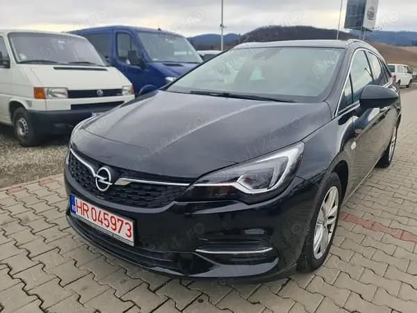 Second-hand Opel Astra Elegance 131 CP (96 kW) 2021 Berlinǎ