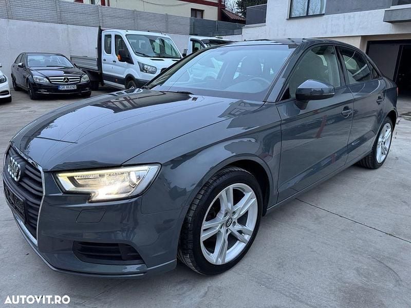 Second-hand Audi A3 116 CP (85 kW) 2018 Culoaregri Berlinǎ