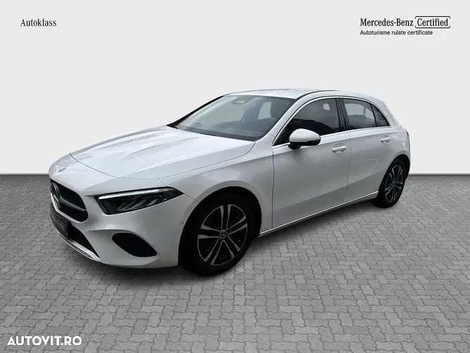 Culoarealb Utilizat 2023 Mercedes A180 Hatchback | 29.300 EUR (Preț OK) - Imagine 1/4