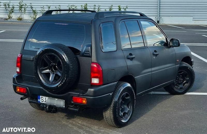 Culoarenegru Utilizat 2005 Suzuki Grand Vitara SUV | 4.490 EUR (Preț OK) - Imagine 1/4