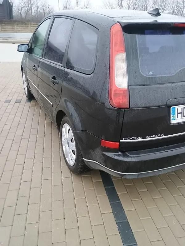 Second-hand Ford Focus 80 CP (58 kW) 2005 Negru Hatchback