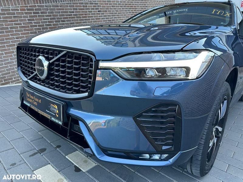 Second-hand Volvo XC60 R-Design 197 CP (144 kW) 2022 Culoarealbastru SUV