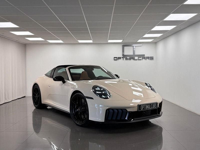 Bej Utilizat 2025 Porsche 911 Targa 4 Cabrio | 244.283 EUR - Imagine 1/1