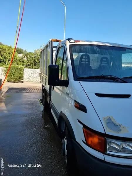 Utilizat 2004 Iveco Daily | 9.500 EUR - Imagine 1/4