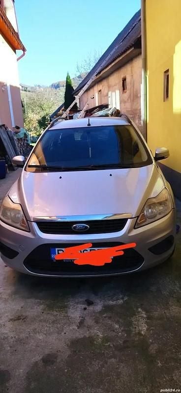 Gri Utilizat 2009 Ford Focus Break | 1.600 EUR (Preț OK) - Imagine 1/4