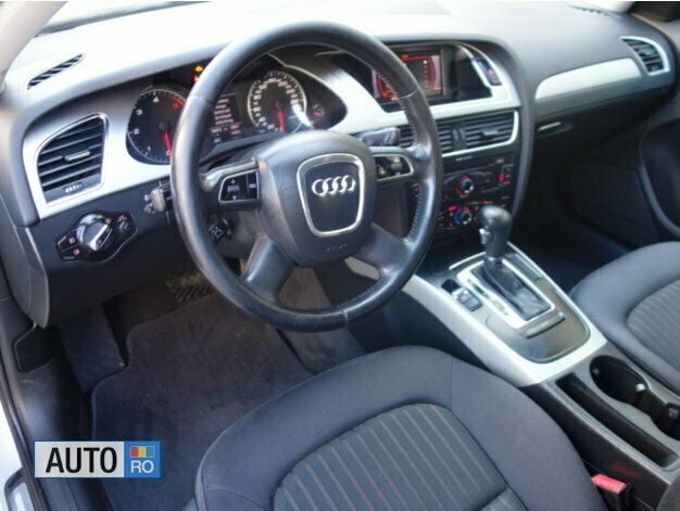 Second-hand Audi A4 143 CP (105 kW) 2010 Argintiu Break