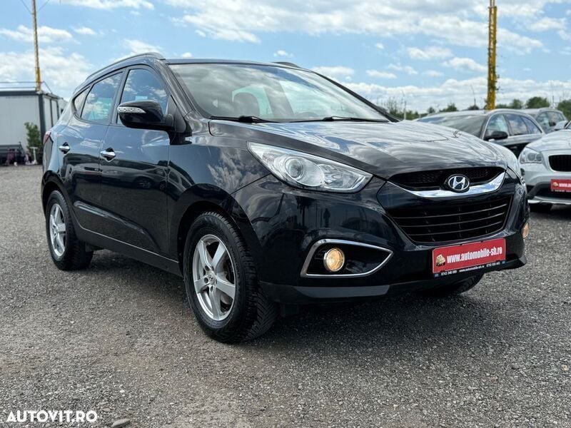 Negru Utilizat 2011 Hyundai ix35 Trend SUV | 8.490 EUR (Preț OK) - Imagine 1/4